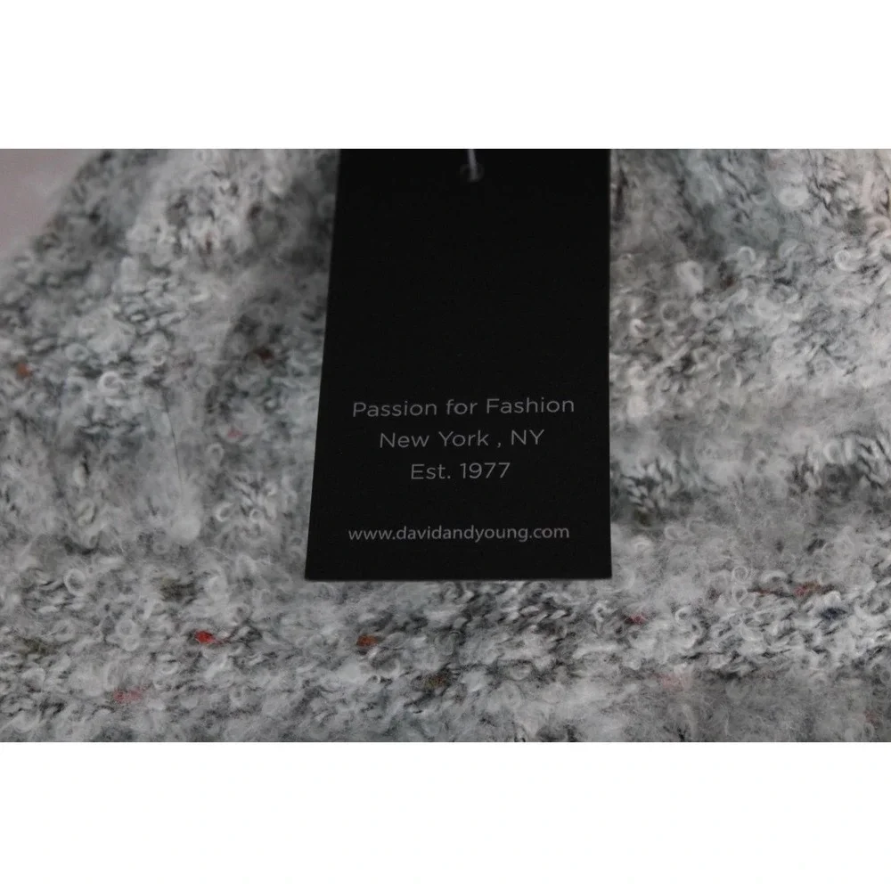 David and Young Mint Green Knit‎ Beanie Faux Fur Pom Pom Winter Hat NWT